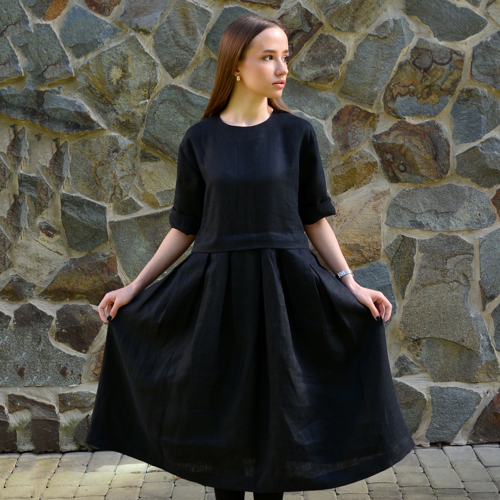 Linen Pleated Dress — Black