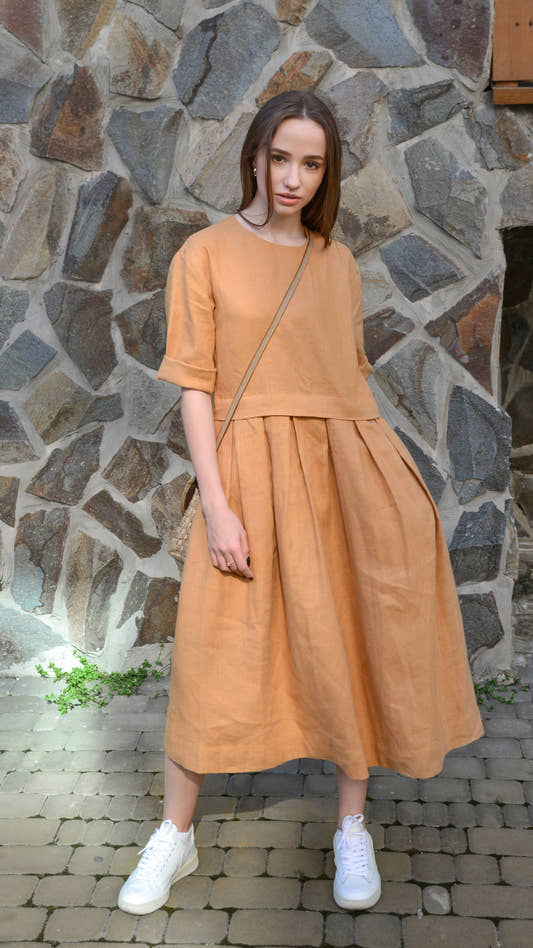 Linen Pleated Dress - Caramel