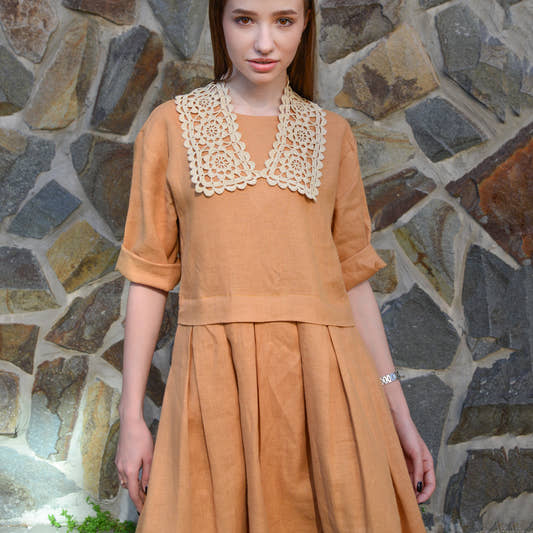 Linen Pleated Dress - Caramel