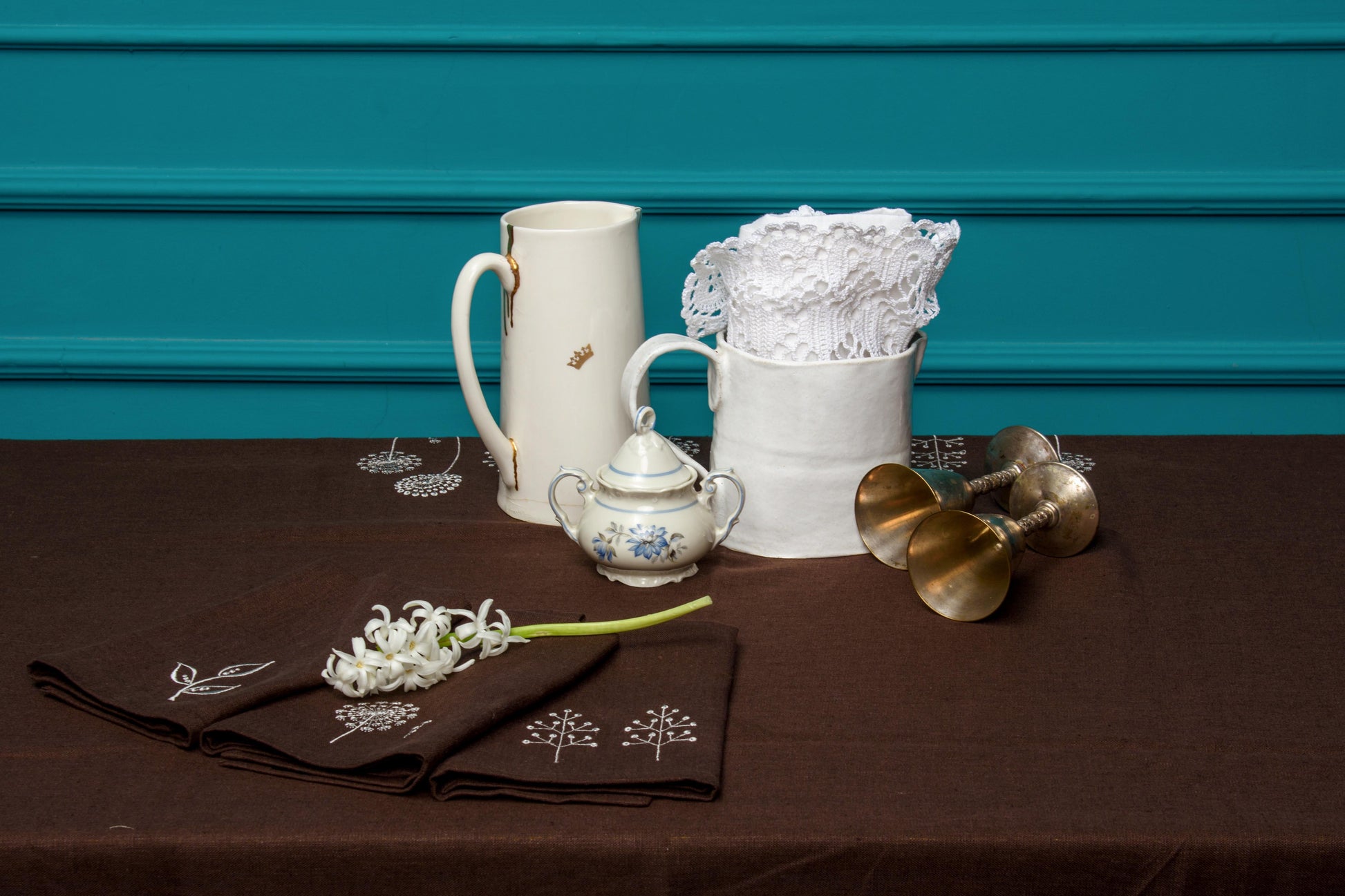 Japan Flowers Tablecloth — Brown