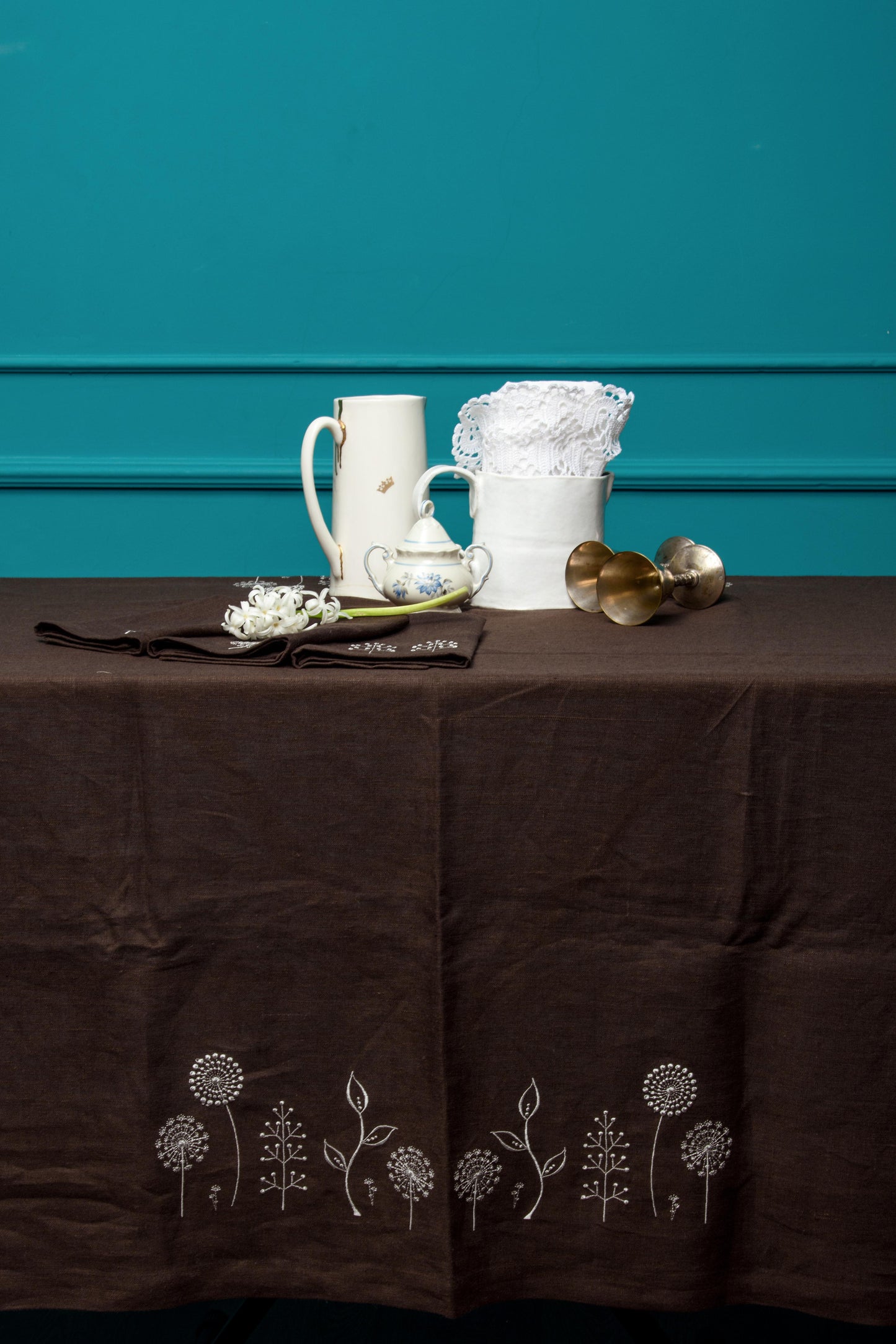 Japan Flowers Tablecloth — Brown