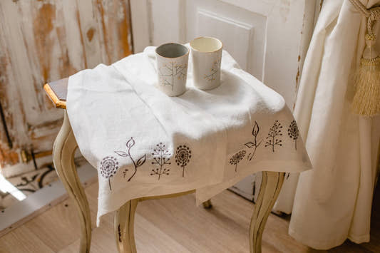 Japan Flowers Runner - Champagne