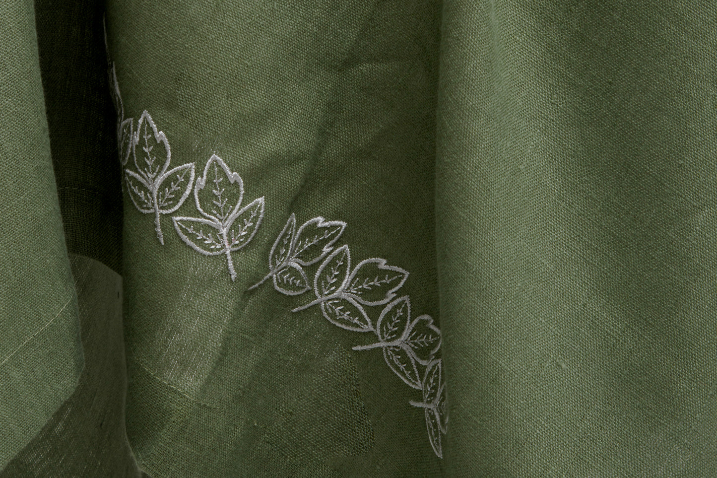Silver Viburnum Tablecloth